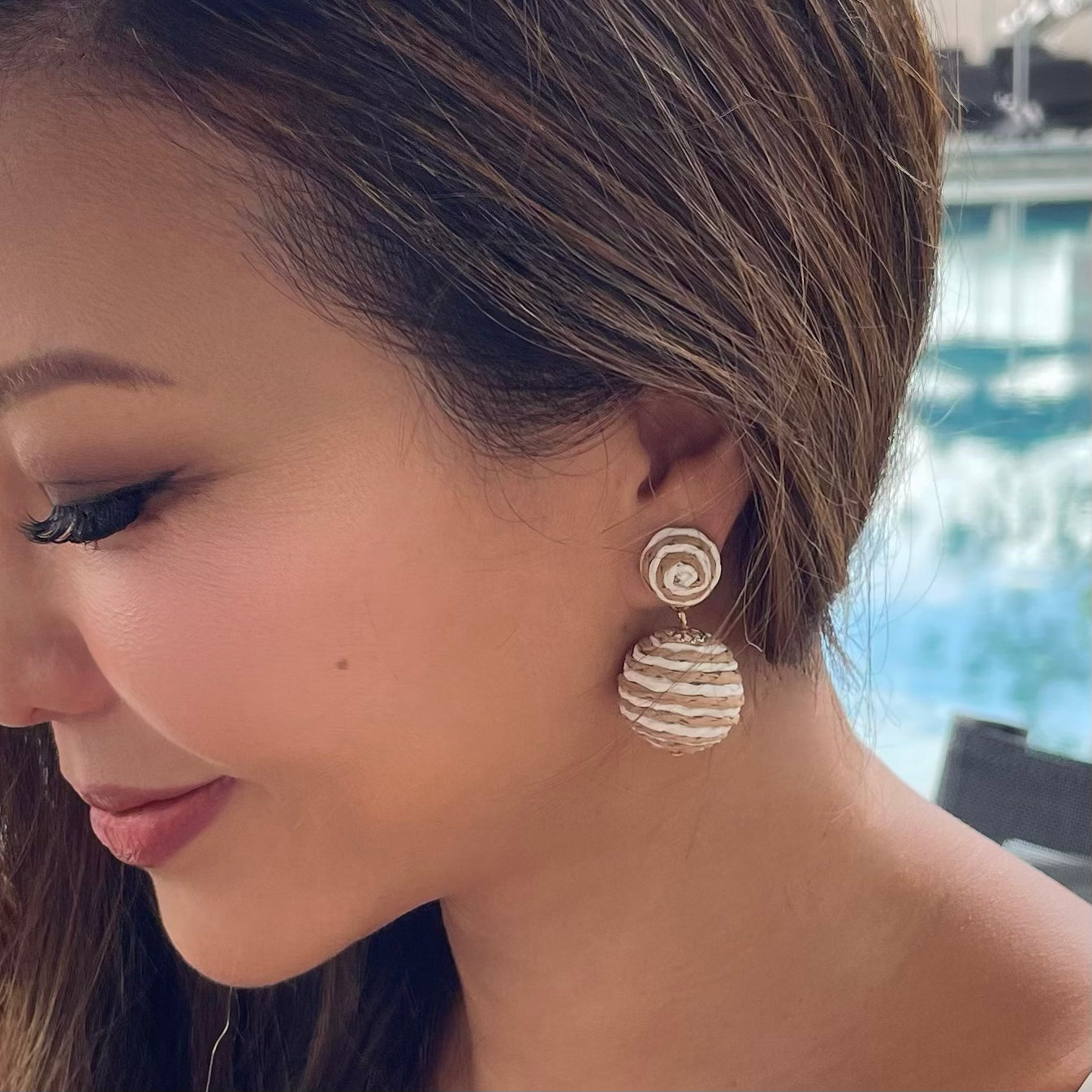 Eva Round Woven straw Earrings